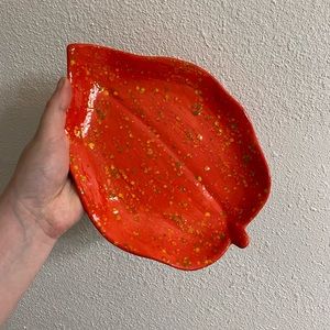 Red Speckled Ceramic Leaf Plate